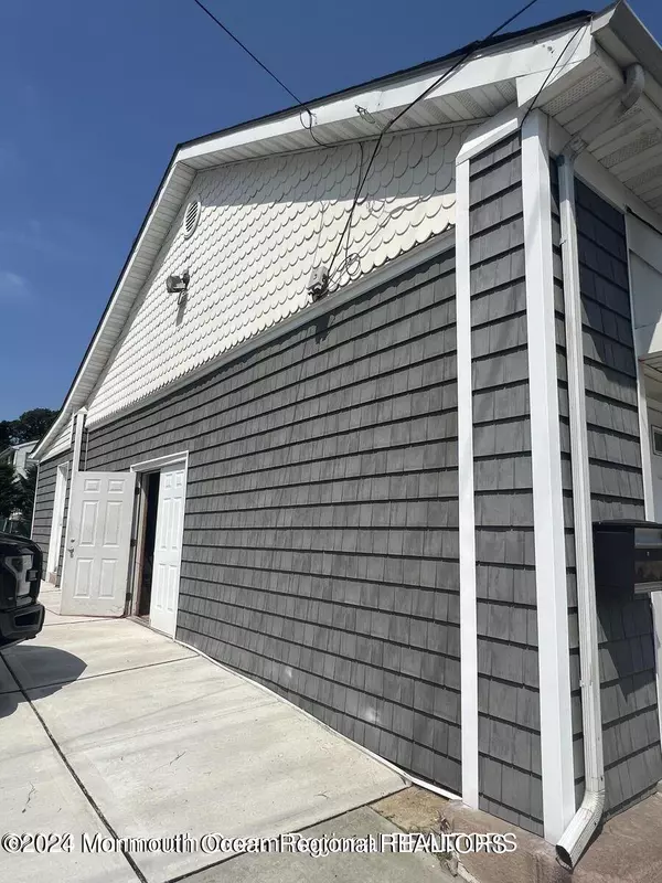 South Amboy, NJ 08879,214 S Feltus Street