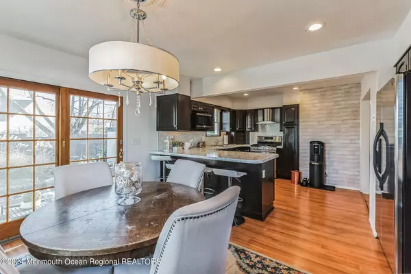 Hazlet, NJ 07730,6 Coach Drive