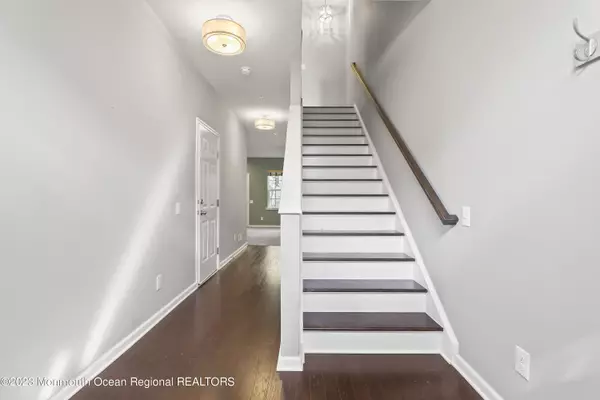 Eatontown, NJ 07724,134 Waypoint Drive