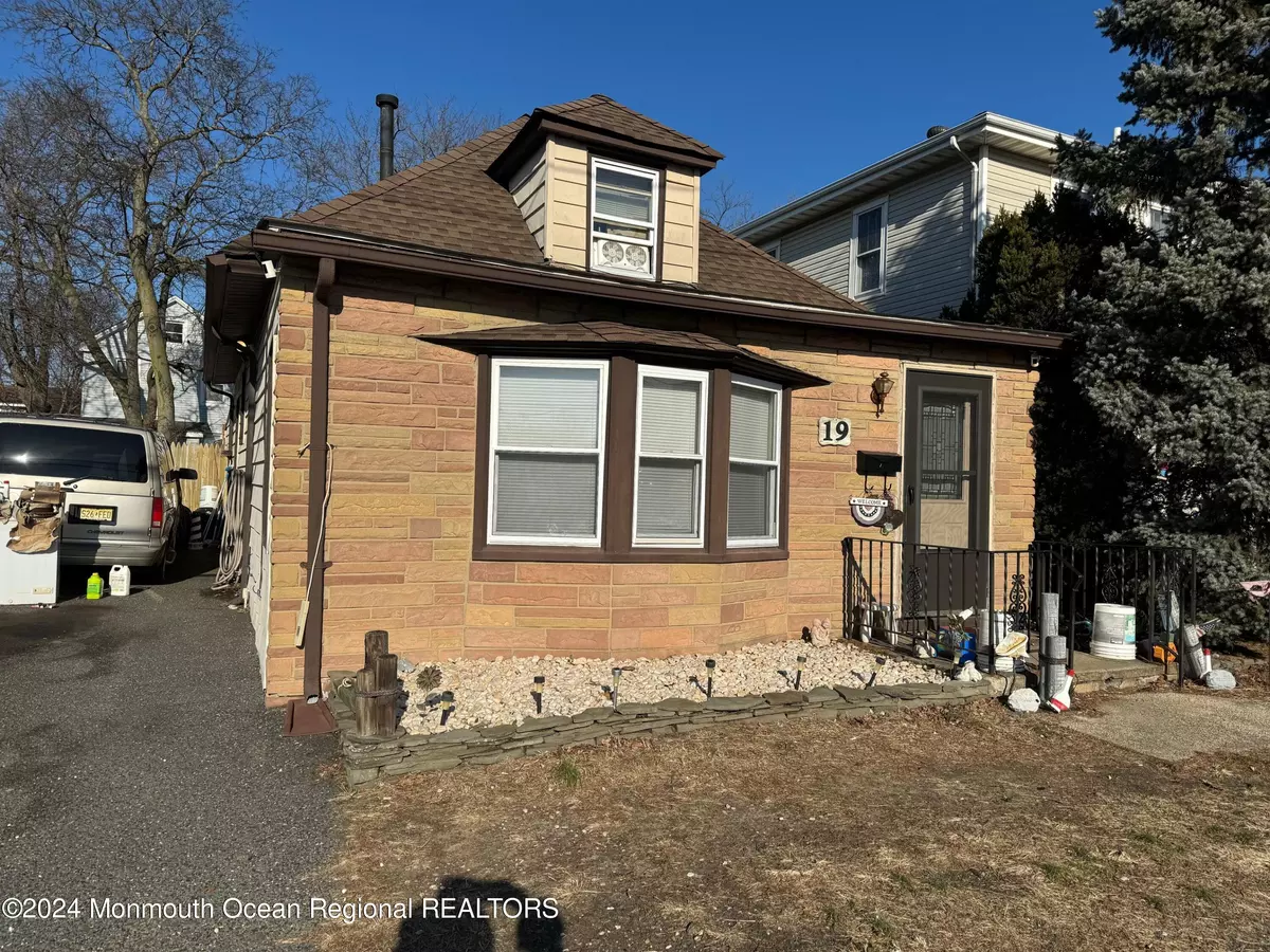 Keansburg, NJ 07734,19 State Route 36