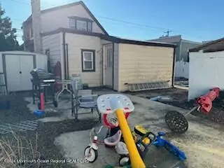 Keansburg, NJ 07734,19 State Route 36