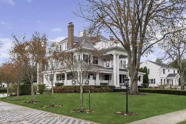 Sea Girt, NJ 08750,212 Crescent Parkway