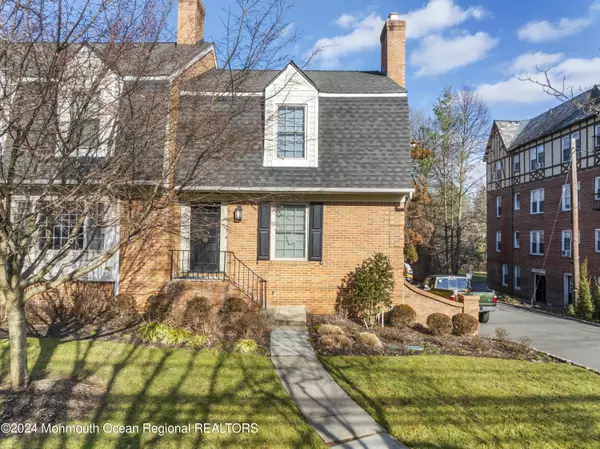 Cranford, NJ 07016,30 Springfield Avenue #D