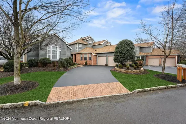 Monroe, NJ 08831,24 Fairway Boulevard