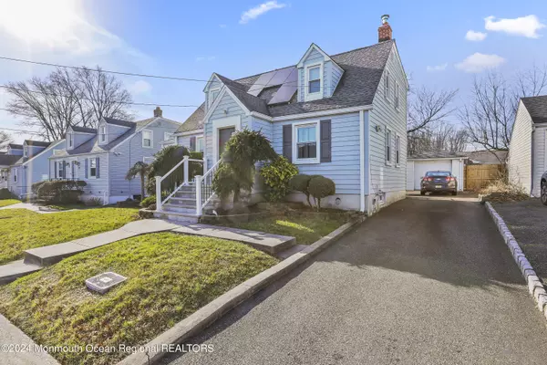 Avenel, NJ 07001,133 Oak Street