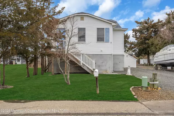 Bayville, NJ 08721,3 Oceanport Avenue