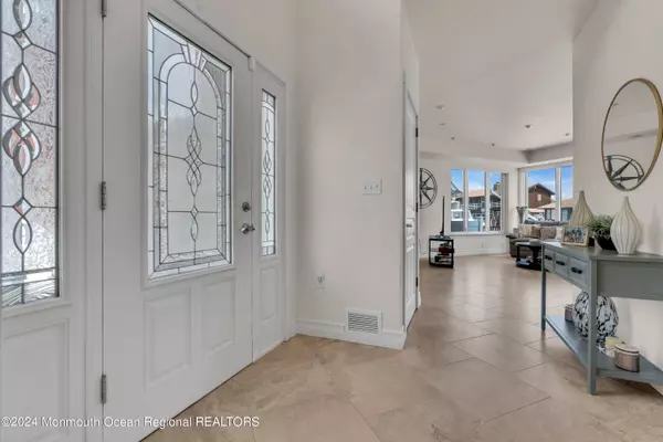 Lavallette, NJ 08735,254 N Lagoon Road