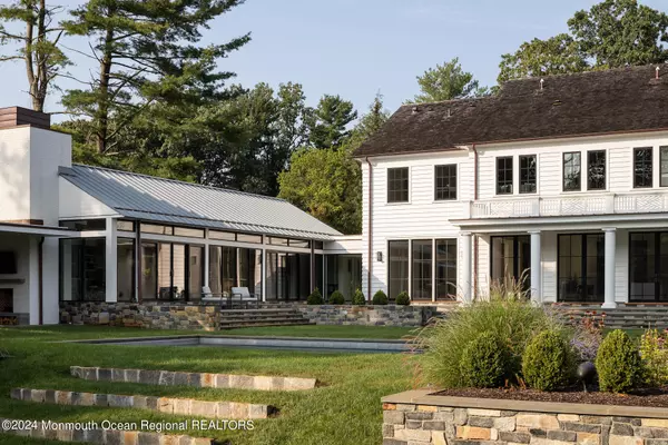 Rumson, NJ 07760,37 Buena Vista Avenue