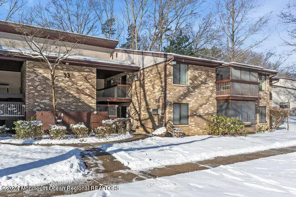 93 Arrowood Road #D, Manalapan, NJ 07726