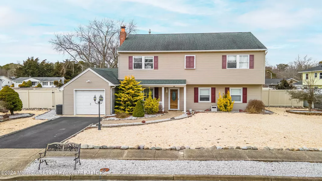 39 Pomona Drive, Barnegat, NJ 08005