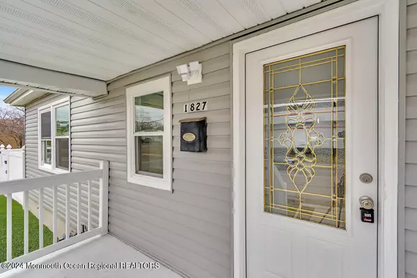 Neptune Township, NJ 07753,1827 Stratford Avenue