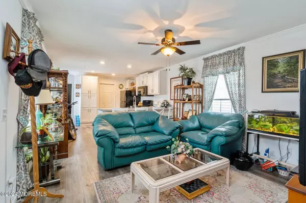 Hazlet, NJ 07730,70 Herman Boulevard