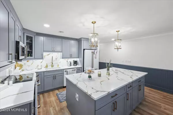 Toms River, NJ 08753,77 E Water Street #3