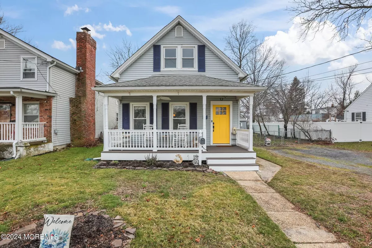 Keyport, NJ 07735,274 Beers Street