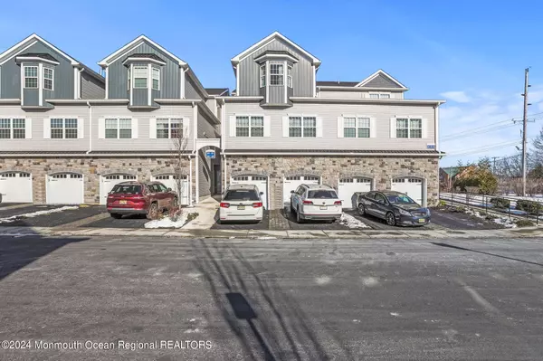 Hazlet, NJ 07730,41 Emily Court