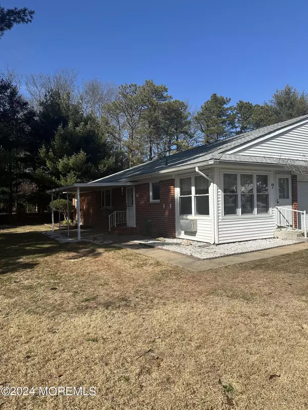 Whiting, NJ 08759,203 Aster Place