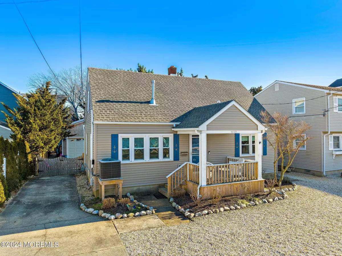 Surf City, NJ 08008,1112 N Central Avenue