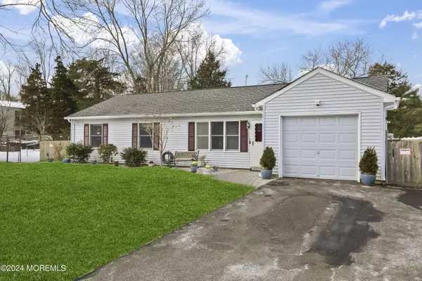 Lakewood, NJ 08701,1518 Malibu Drive