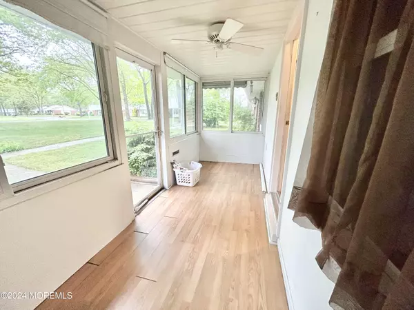 Lakewood, NJ 08701,275 Kingston Court