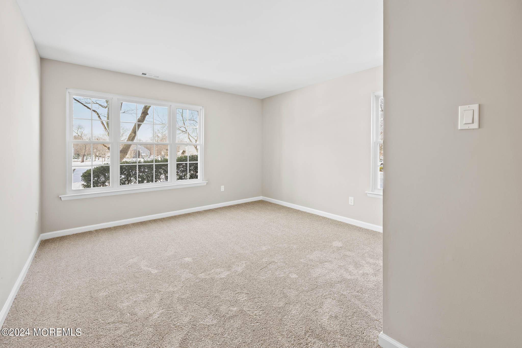 Washington, NJ 08080,335 Surrey Court