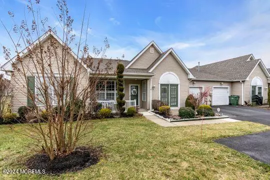 Lakewood, NJ 08701,47 Foxwood Road