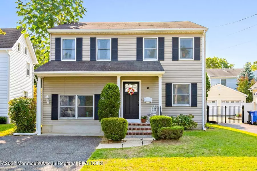 17 Fisk Street, Fair Haven, NJ 07704