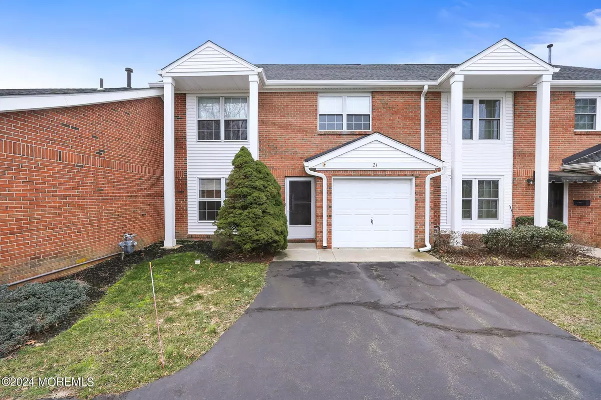 Spring Lake Heights, NJ 07762,21 Dogwood Drive