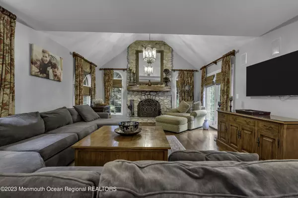 Colts Neck, NJ 07722,3 Orchard Lane