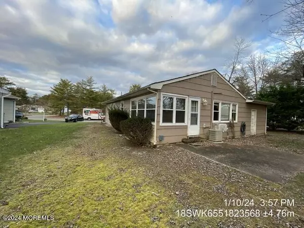 Toms River, NJ 08757,32 Cambridge Court