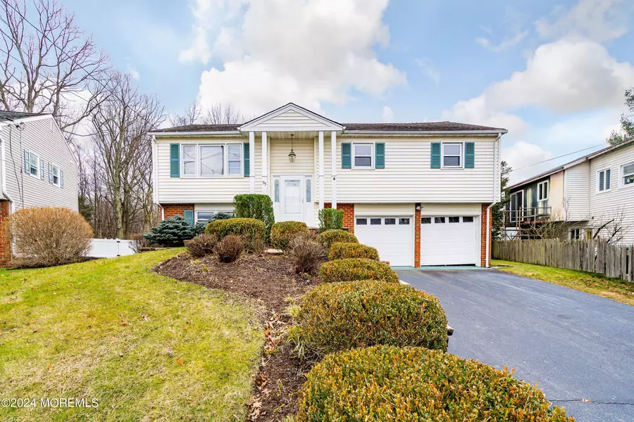 95 Circle Drive, Rockaway Twp, NJ 07866