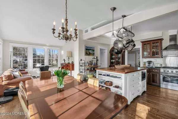 Locust, NJ 07760,542 Locust Point Road