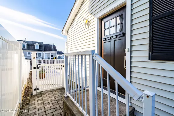 Bayville, NJ 08721,222 Teakwood Drive