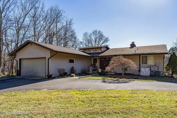 Millstone, NJ 08510,438 Stagecoach Road