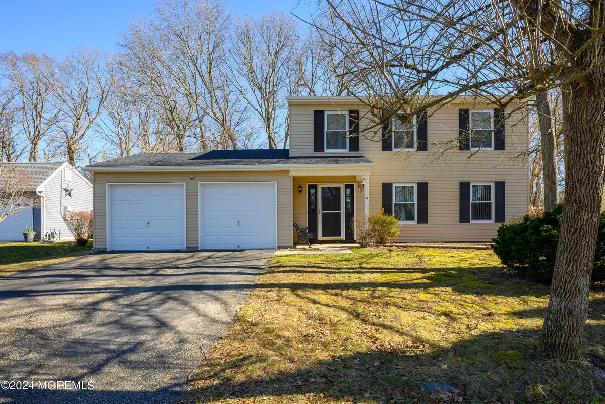 Howell, NJ 07731,38 Appletree Road