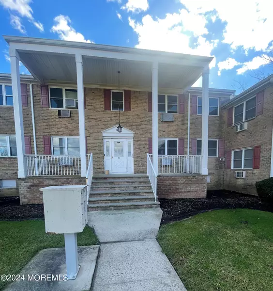 44 Manchester Court #D, Freehold, NJ 07728