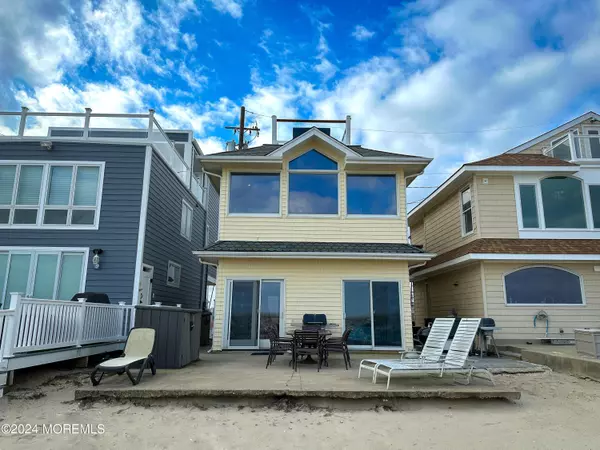 Lavallette, NJ 08735,3010 Ocean Road