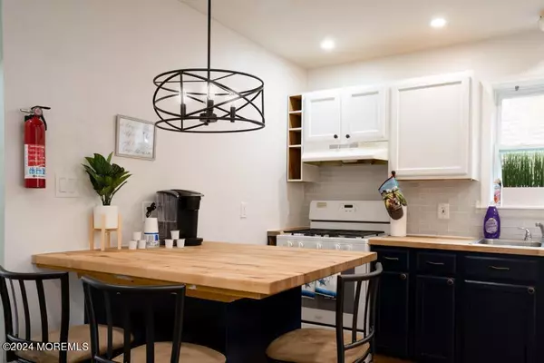 Atlantic City, NJ 08400,1816 Ontario Avenue