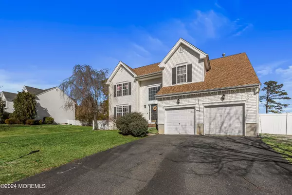 Barnegat, NJ 08005,11 Jon Drive