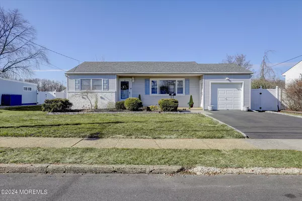 Hazlet, NJ 07730,23 Clover Drive