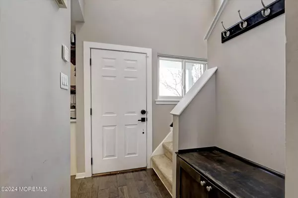 Hillsborough, NJ 08844,119 Hollow Oak Court