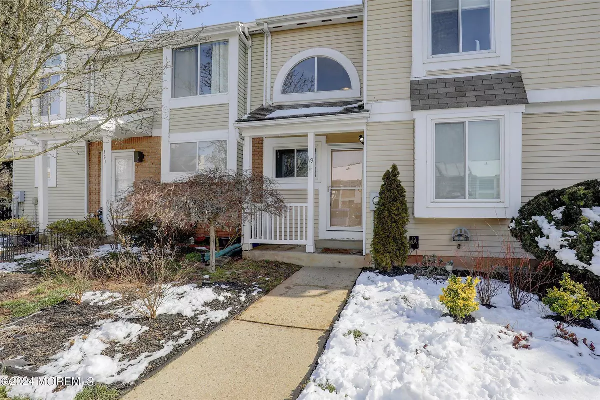 Hillsborough, NJ 08844,119 Hollow Oak Court