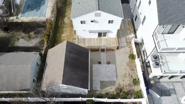 Point Pleasant Beach, NJ 08742,304 Chicago Avenue