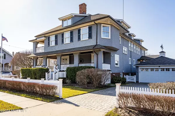 36 Howe Street, Bay Head, NJ 08742