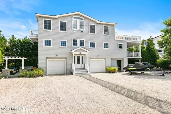 1 Hudson Avenue, Harvey Cedars, NJ 08008