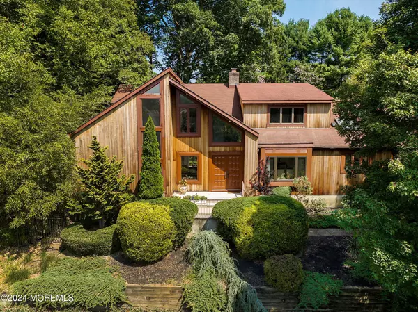 7 Wagon Way, Holmdel, NJ 07733