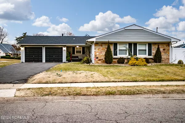 Willingboro, NJ 08046,18 Echo Lane