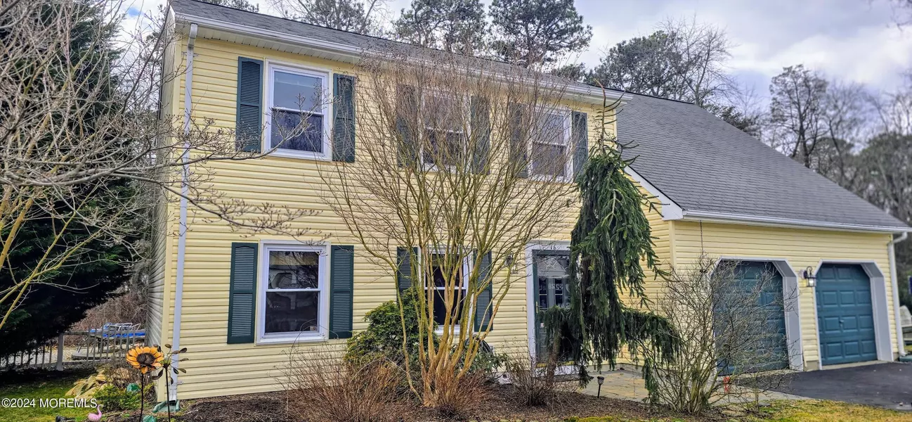 16 Bay Bridge Drive, Brick, NJ 08724