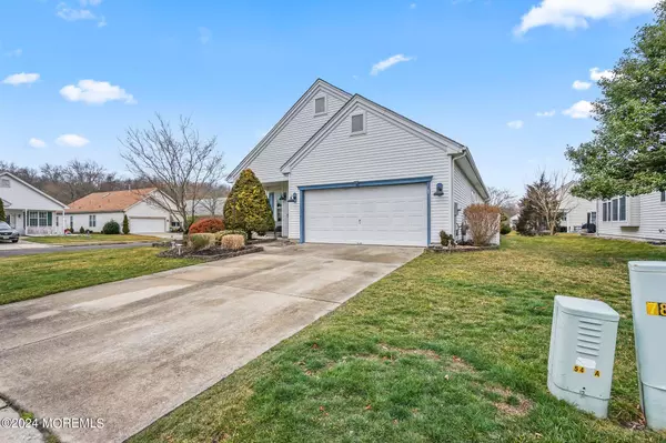 54 Cotherstone Drive, Southampton, NJ 08088