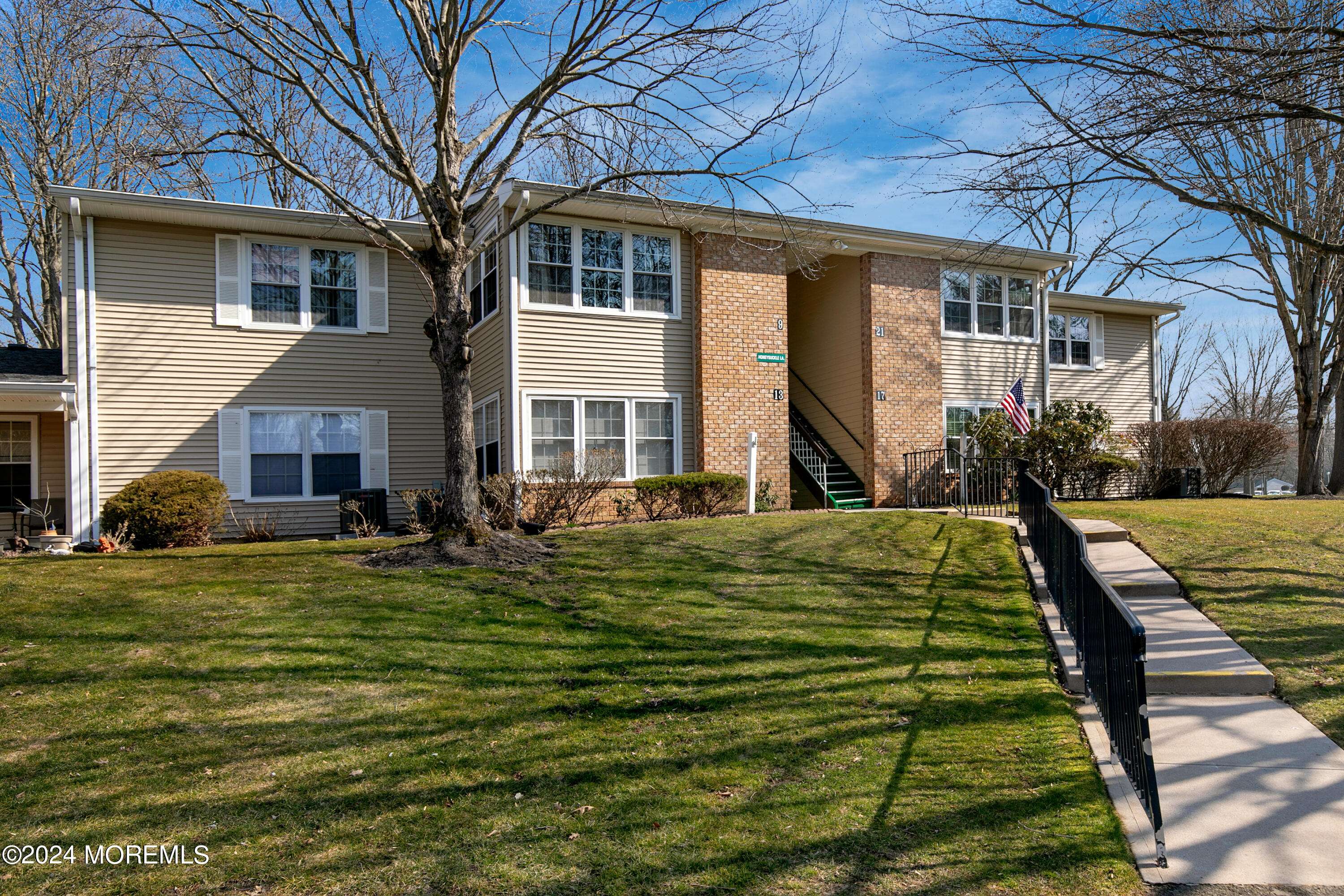 21 Honeysuckle Lane #197, Red Bank, NJ 07701