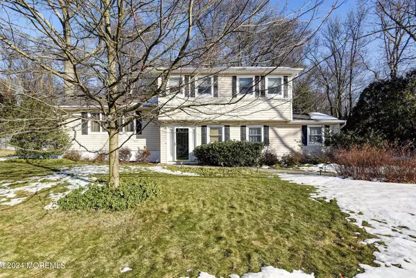 12 Warwick Road, Edison, NJ 08820